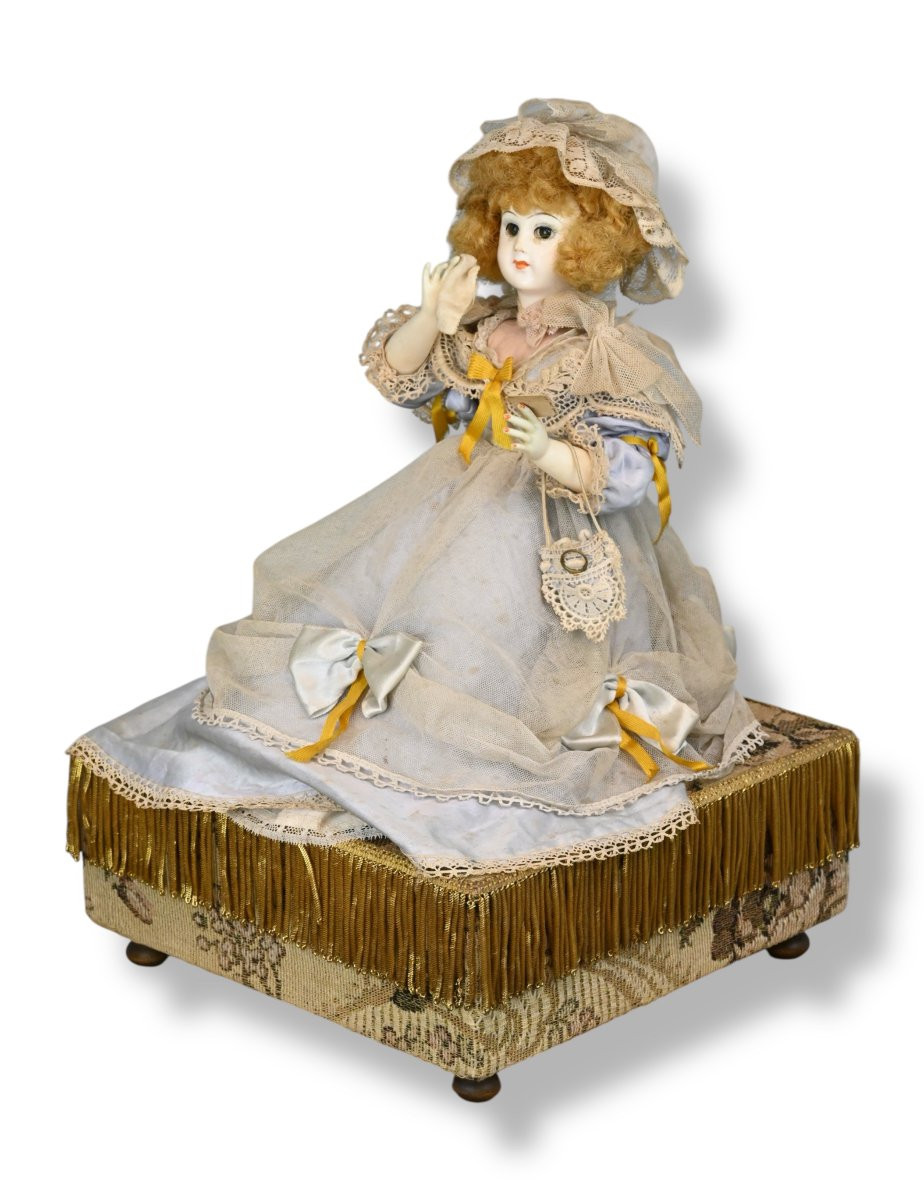 Weeping Gentlewoman - Germany Early 20th Century-photo-1